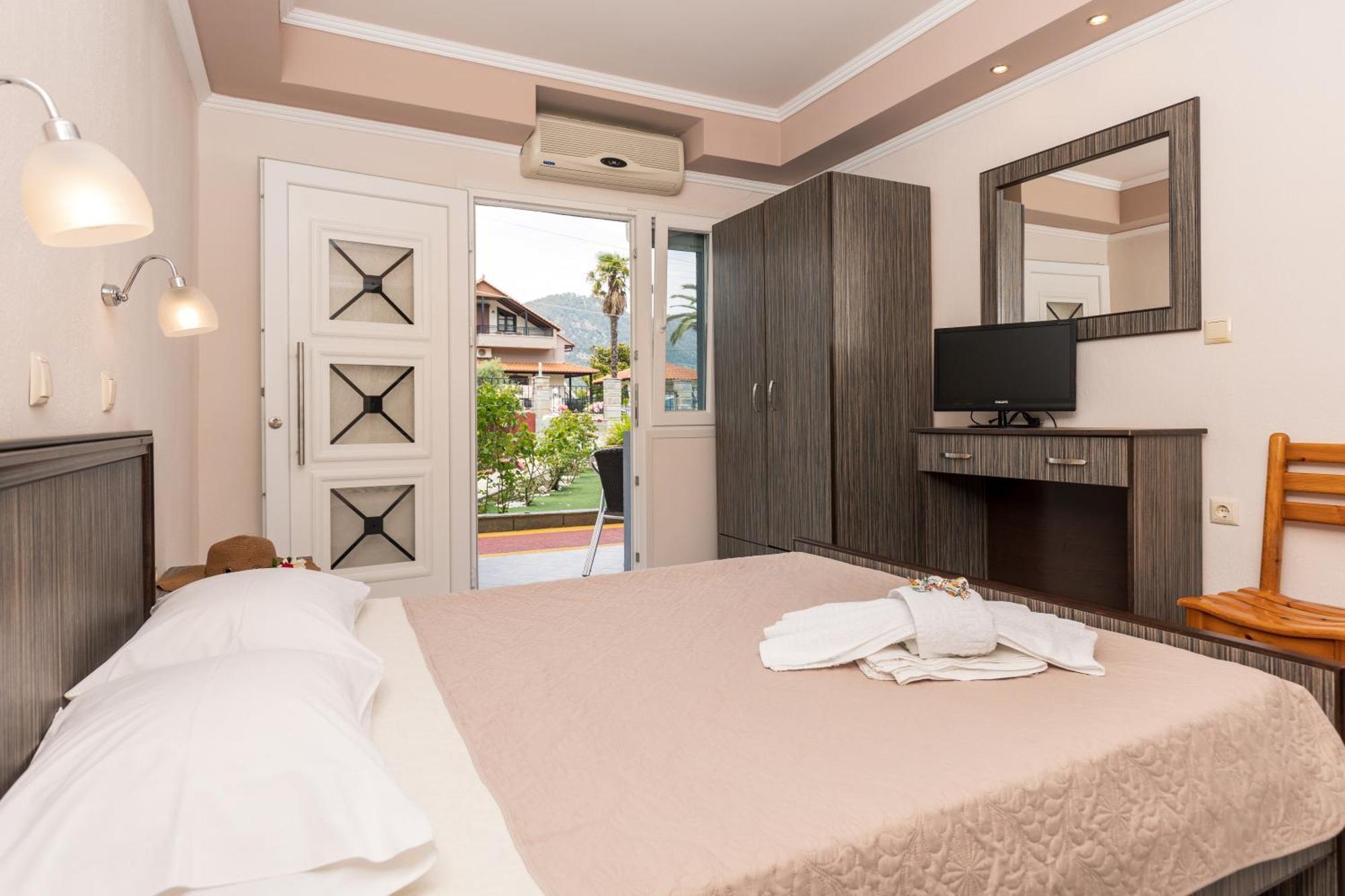 Katerina Rooms & Apartments Skala Potamia  Buitenkant foto